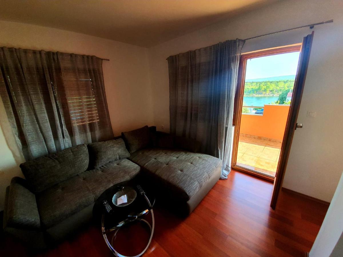 Apartmani Desnica Kruševo Exterior foto