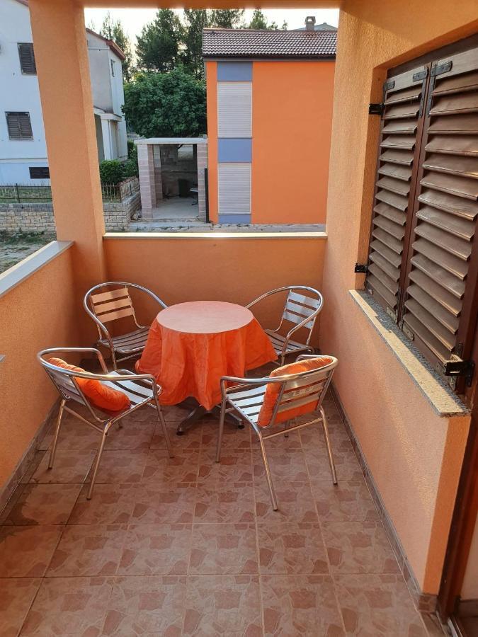 Apartmani Desnica Kruševo Exterior foto